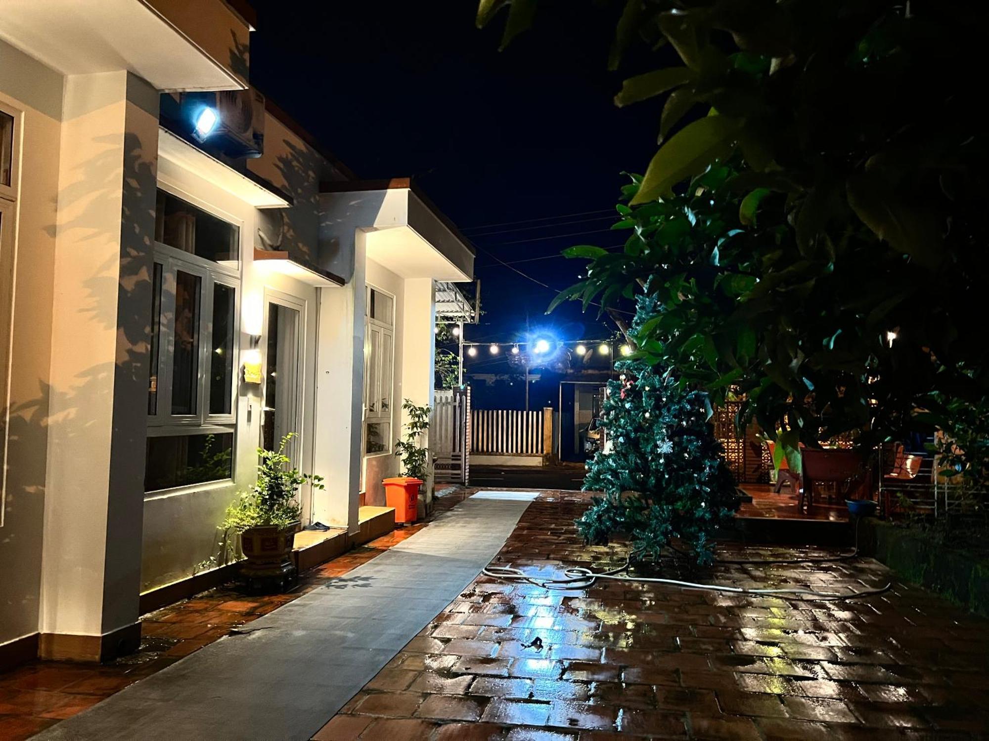 Homestay 21& Sweet Yoga House Phuoc Son Exterior photo